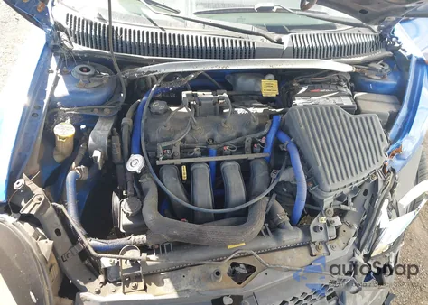 2005 Dodge Neon Sxt z USA, uszkodzony, nr VIN 1B3ES56C45D199571